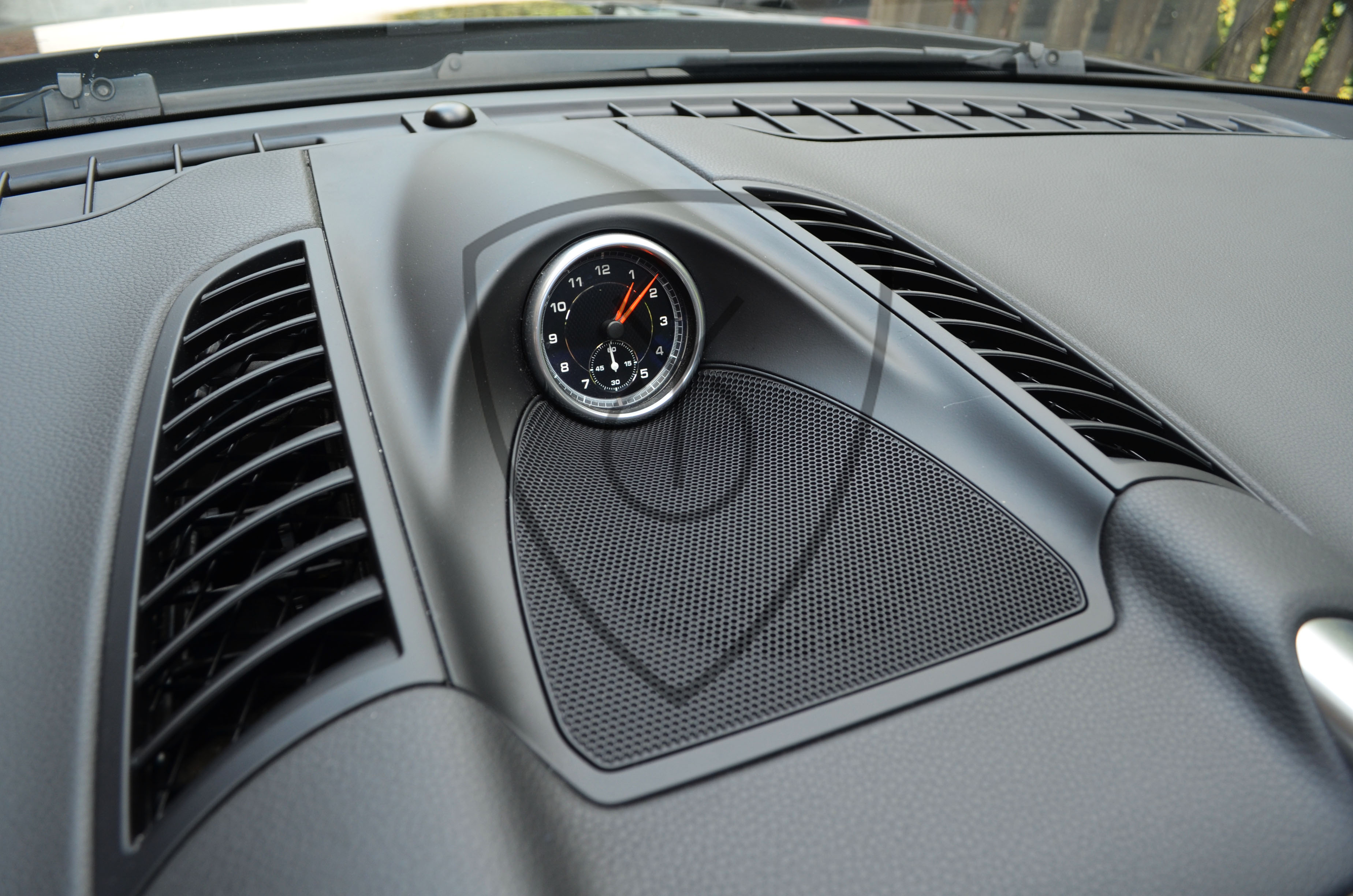 PORSCHE CAYENNE 3.0D PLATINIUM — image 13